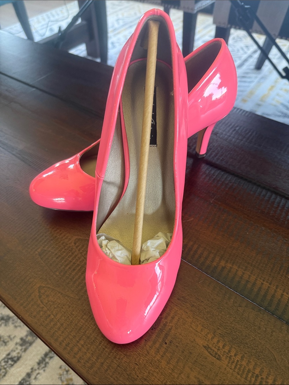 Women’s Glossy Pink High Heel Pumps
